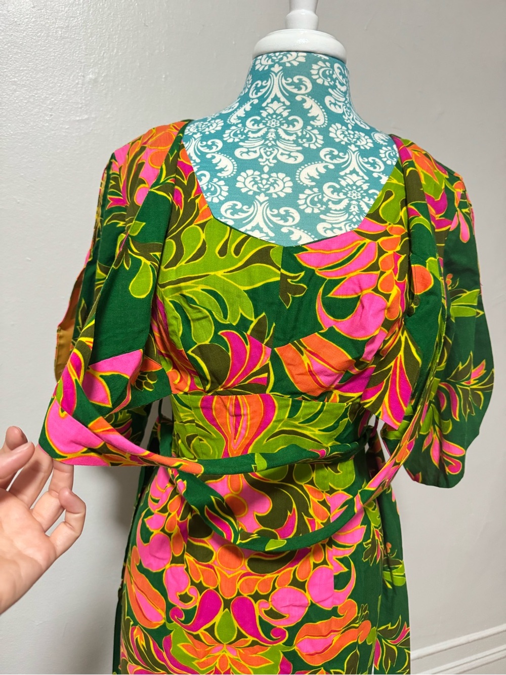 Ja-Na of Hawaii Vintage 70s Botanical Green Print Kimono Style Dress - Picture 7 of 15